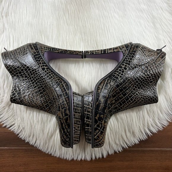 Herve Leger‎ Size 38.5 Crocodile Embossed Print Leather Booties Boots - Picture 3 of 12